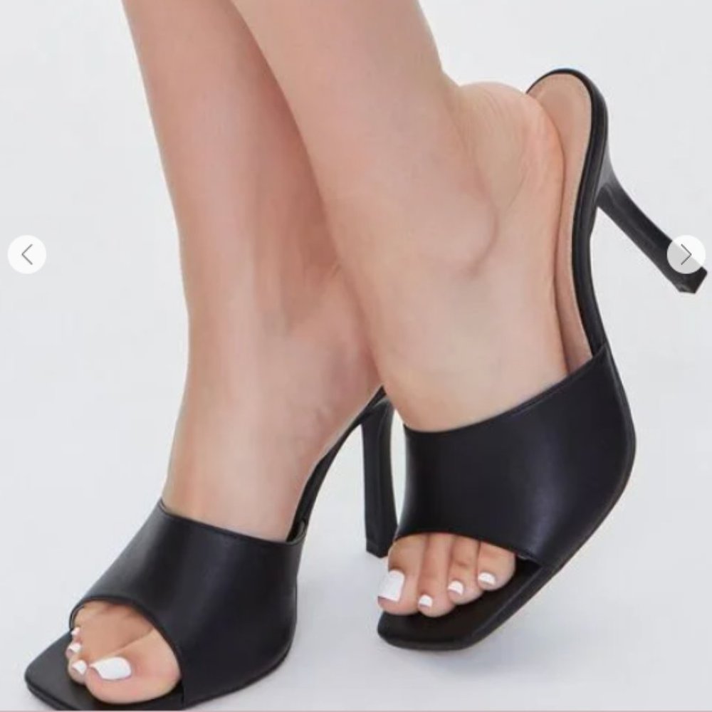 ✅ New! Faux Leather Stiletto Heels (Wide) - Picture 3 of 3